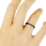 Alianza de boda 4mm Asymmetric Flat Oro Blanco y Carbono 40-OAC10B-B - Imagen 3