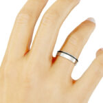 Alianza de boda 4.5mm Lateral Pulse Oro Blanco y Carbono 45-OAC11B-B - Imagen 3